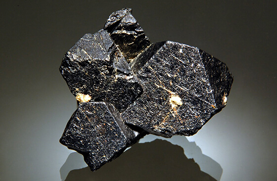 magnetite ore