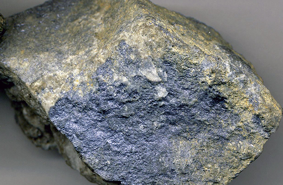 molybdenum ore